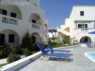 Golden Sun Studios & Apartments 10